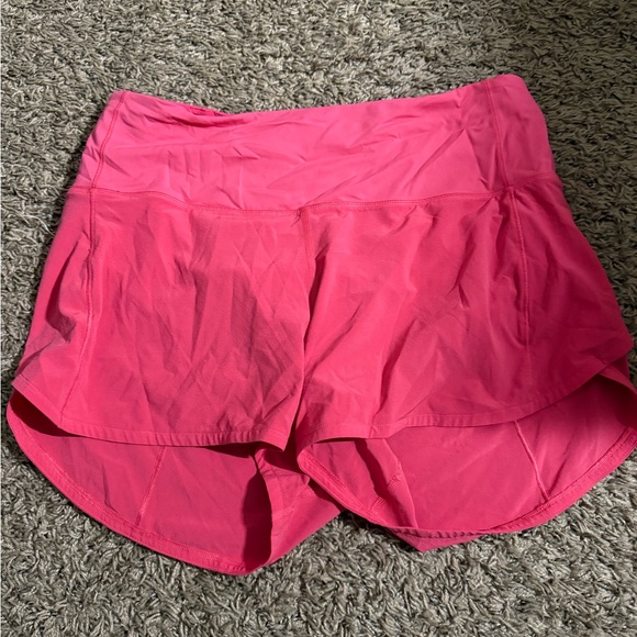 lululemon athletica Pants - LULULEMON Speed Up MR Short 4” Lined Pink Size 8 VEUC
